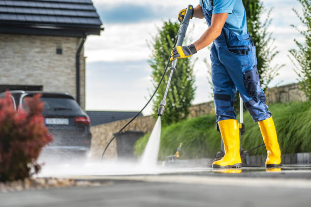 Best Parking Lot and Garage Cleaning  in Gwinn, MI